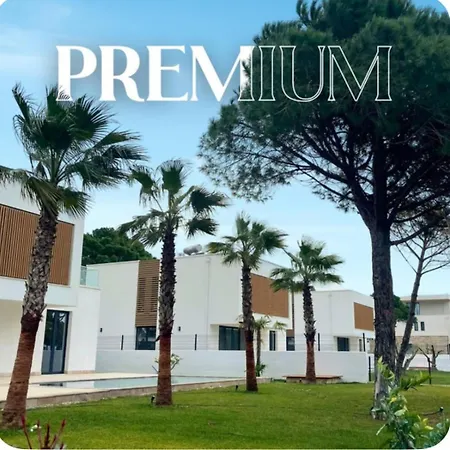 Next To Melia Premium Zone Garden Apart, Sanpietro Apartment