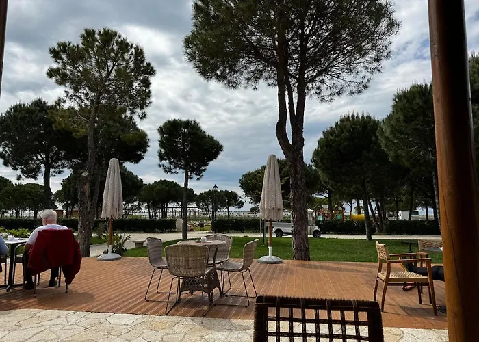 Next To Melia Premium Zone Garden Apart, Sanpietro Lejlighed Durrës